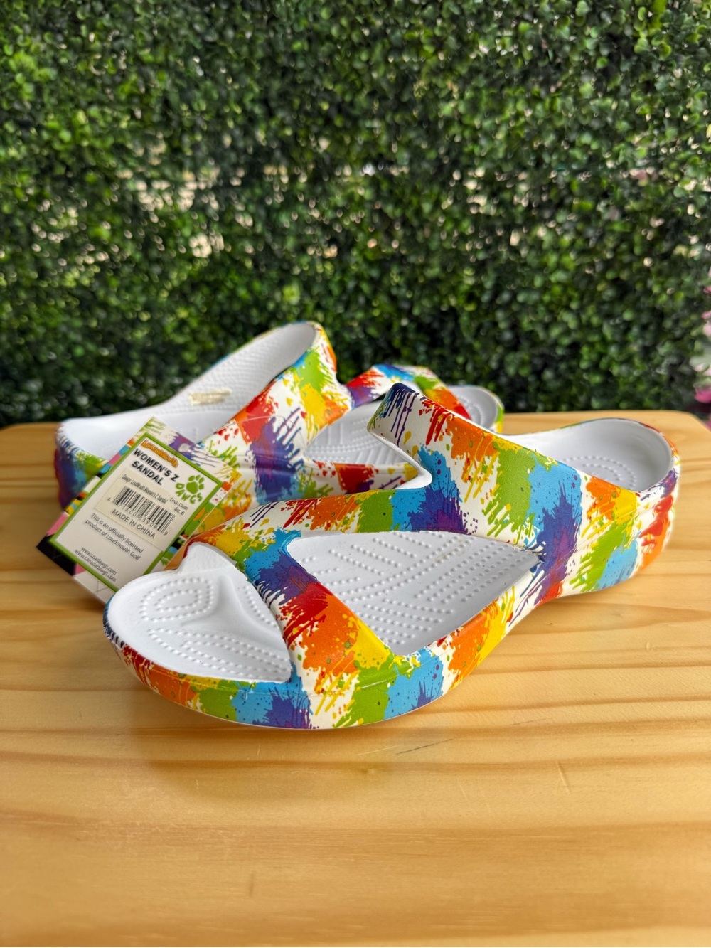 Joybees Women’s Size 7 Sandals Rainbow Paint Splatter Slip On NWT